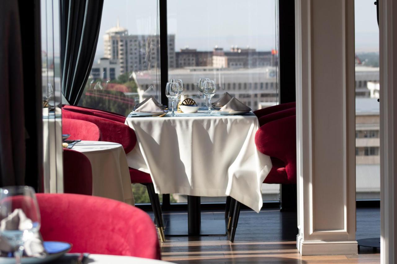 Orient Hotel Biškek Exteriér fotografie